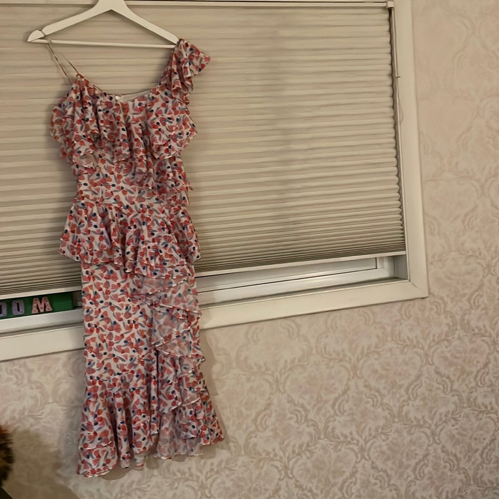 “Amur” size 00 Dress with beautiful print ❤️💙